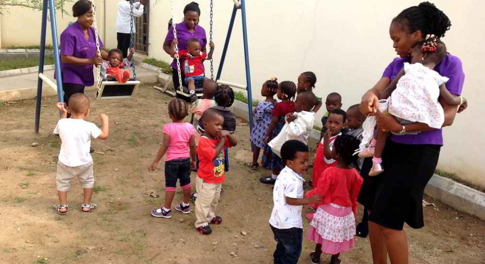 strawberry play class